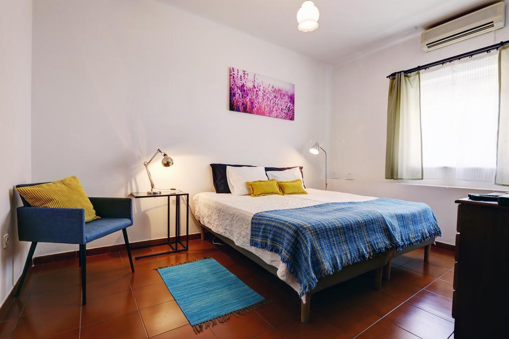 Alojamentos Oasis メルトラ 部屋 写真